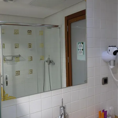 Kyomu Hotel 4*
