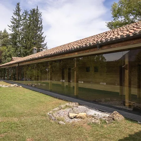 Hotel Kyomu Velilla del Rio Carrion